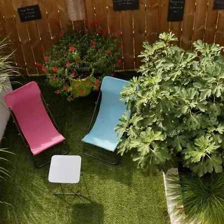 D'hotes A L'etage Avec Et Petit Dejeuner En Lisiere De Foret *