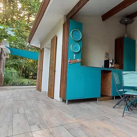 D'hotes A L'etage Avec Et Petit Dejeuner En Lisiere De Foret *