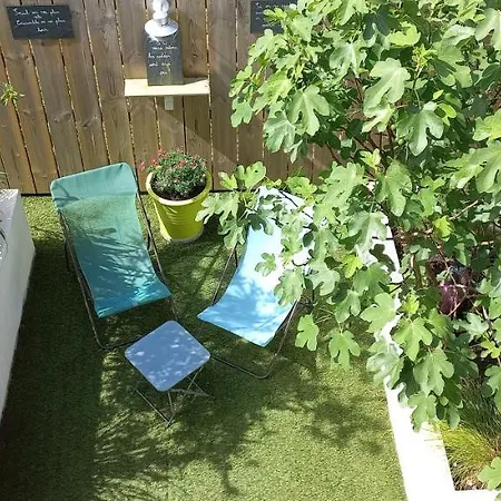 D'hotes A L'etage Avec Et Petit Dejeuner En Lisiere De Foret *